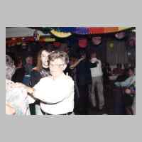 080-2160 9. Treffen vom 2.-4. September 1994 in Loehne - Wie jedes Jahr Tanzen, Froehlichkeit und Stimmung.JPG
